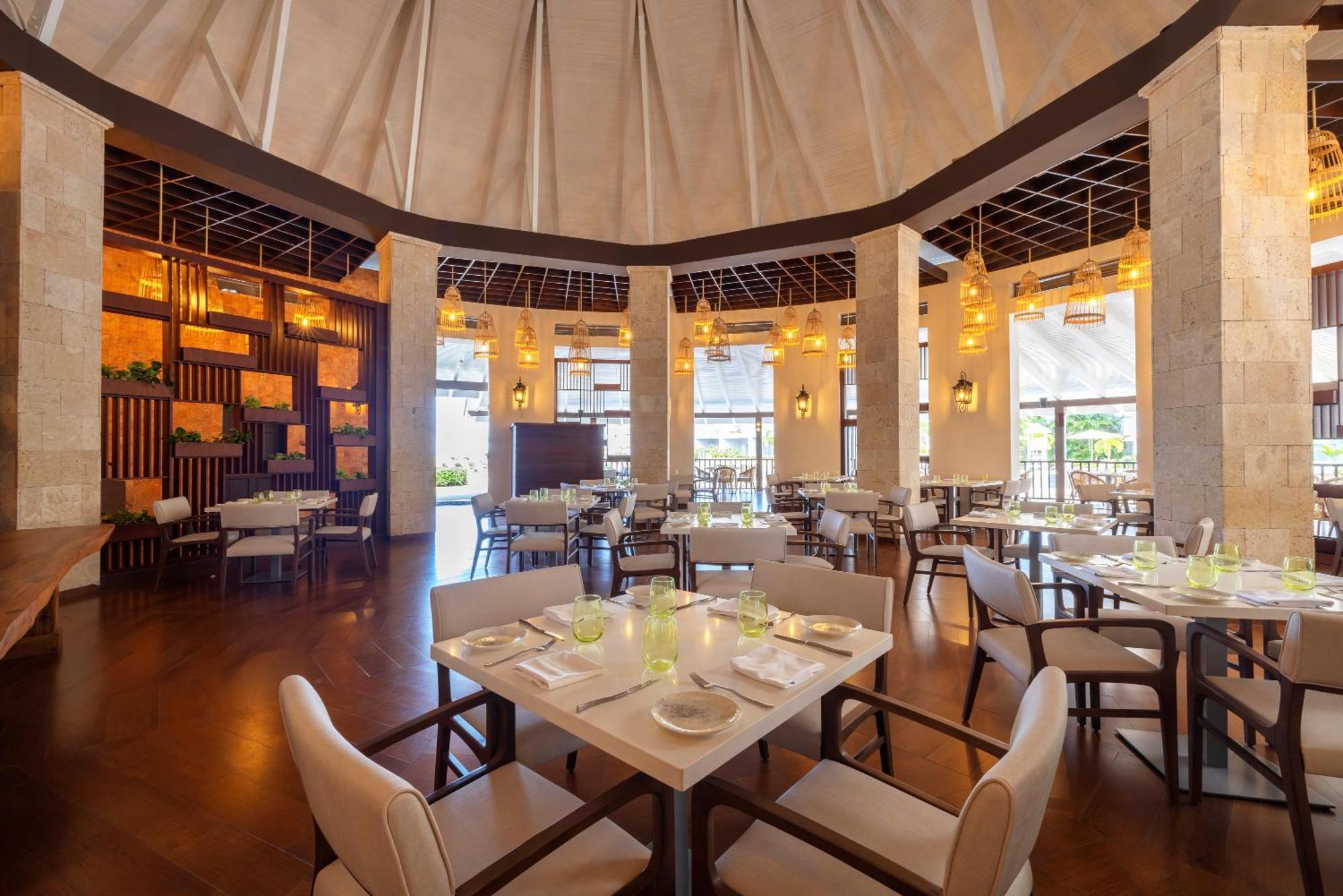 Hideaway At Royalton Blue Waters, An Autograph Collection All-Inclusive Resort - Adults Only Falmouth Exterior photo