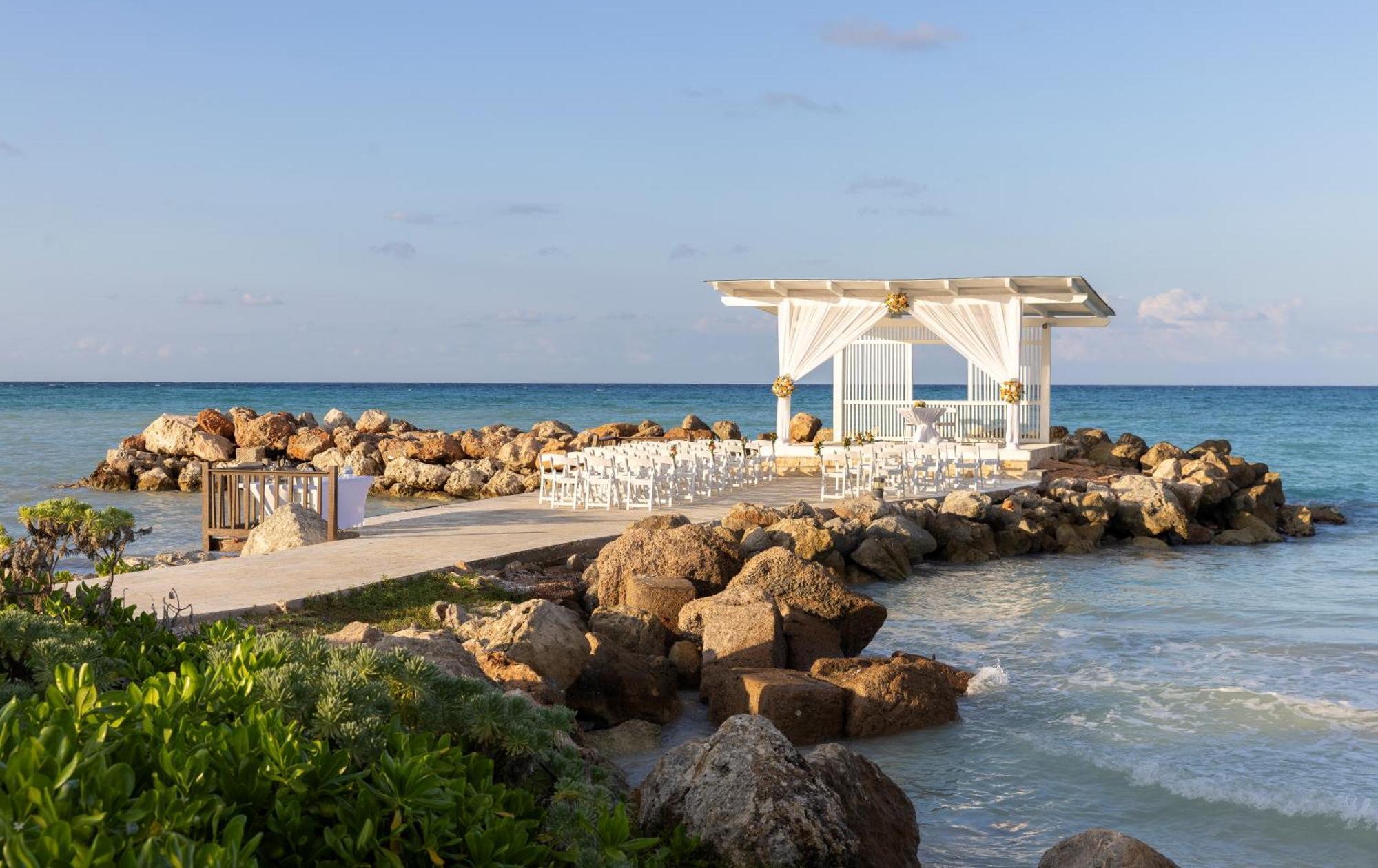 Hideaway At Royalton Blue Waters, An Autograph Collection All-Inclusive Resort - Adults Only Falmouth Exterior photo